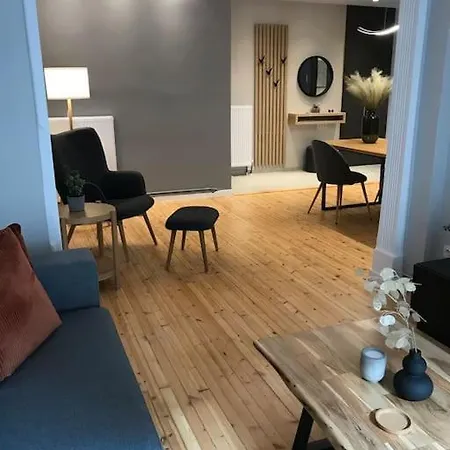 Harmony Luxury Apartament *
